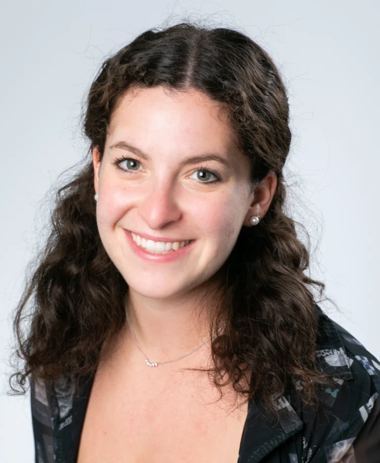 Julia S. (voice) Profile Photo