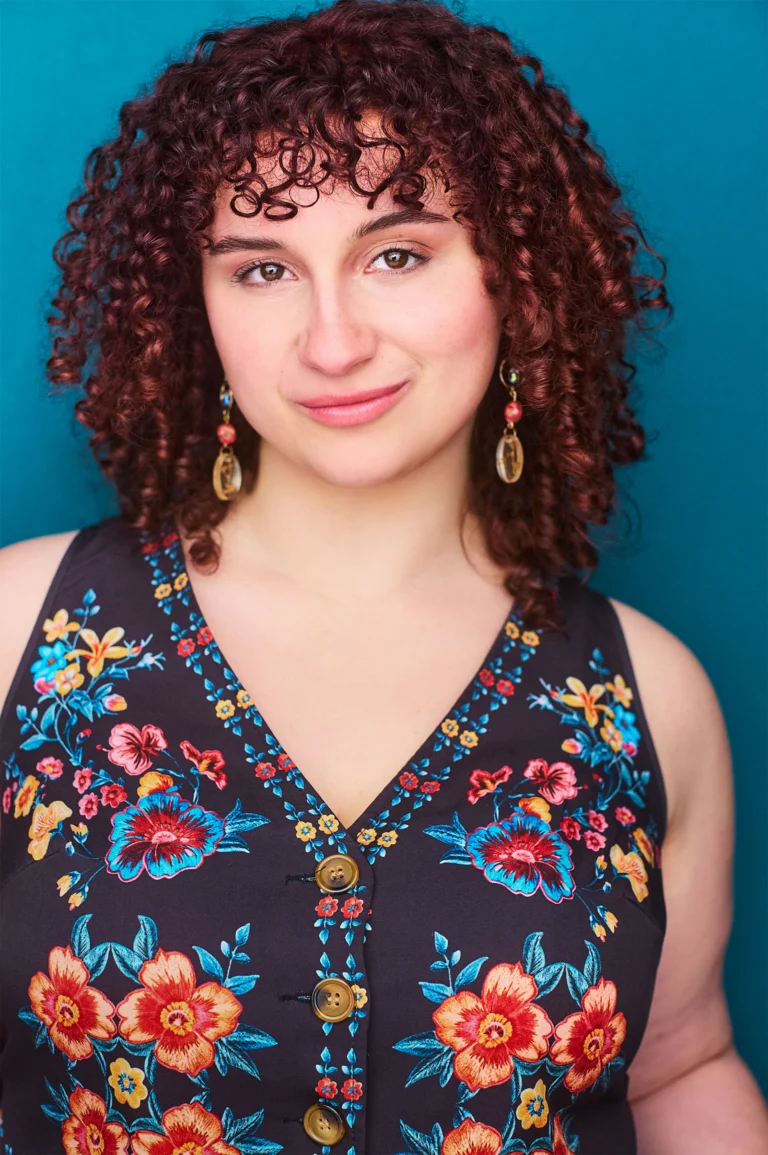Carly R Vocals Music Teacher Soyulla Portrait