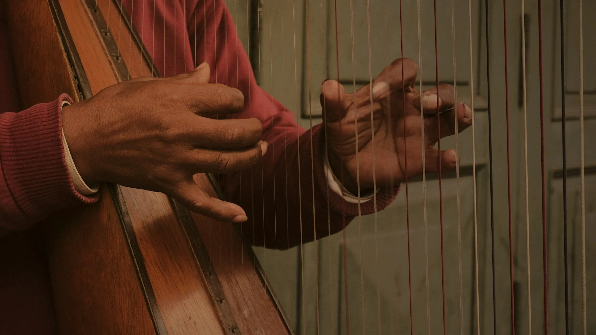 4 Harp Thumbnail 1